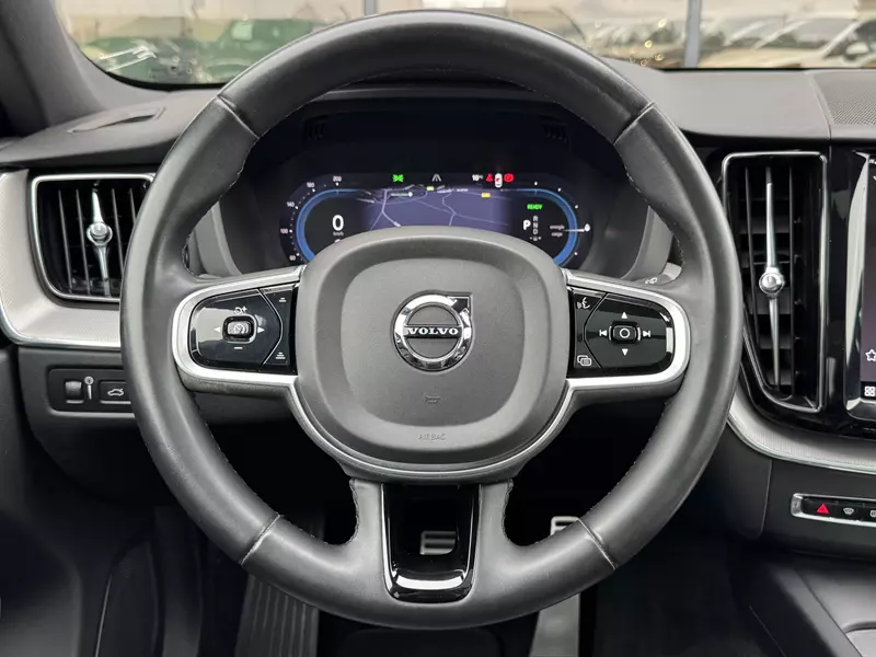 Volvo XC60 2.0 T6 AWD Recharge R-Design Auto 341 CV Automático