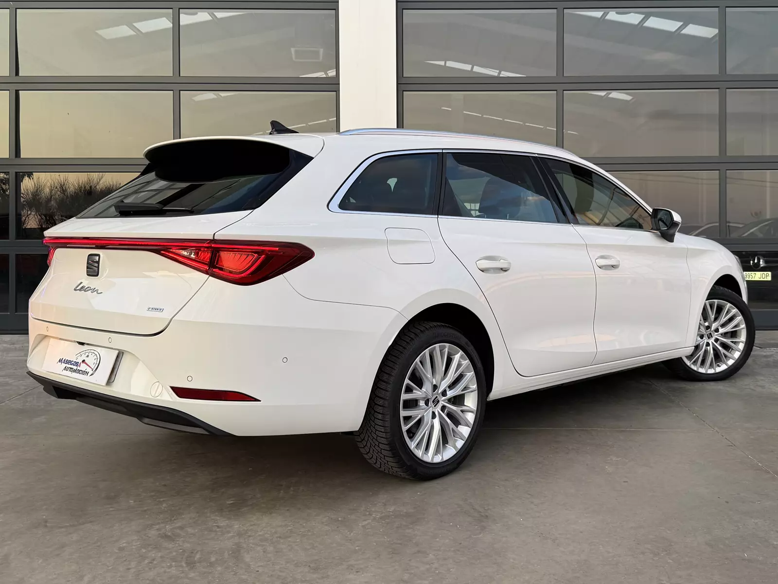 Seat León Sportstourer 1.4 e-Hybrid 204 CV DSG Xcellence Go L 204 CV Automático