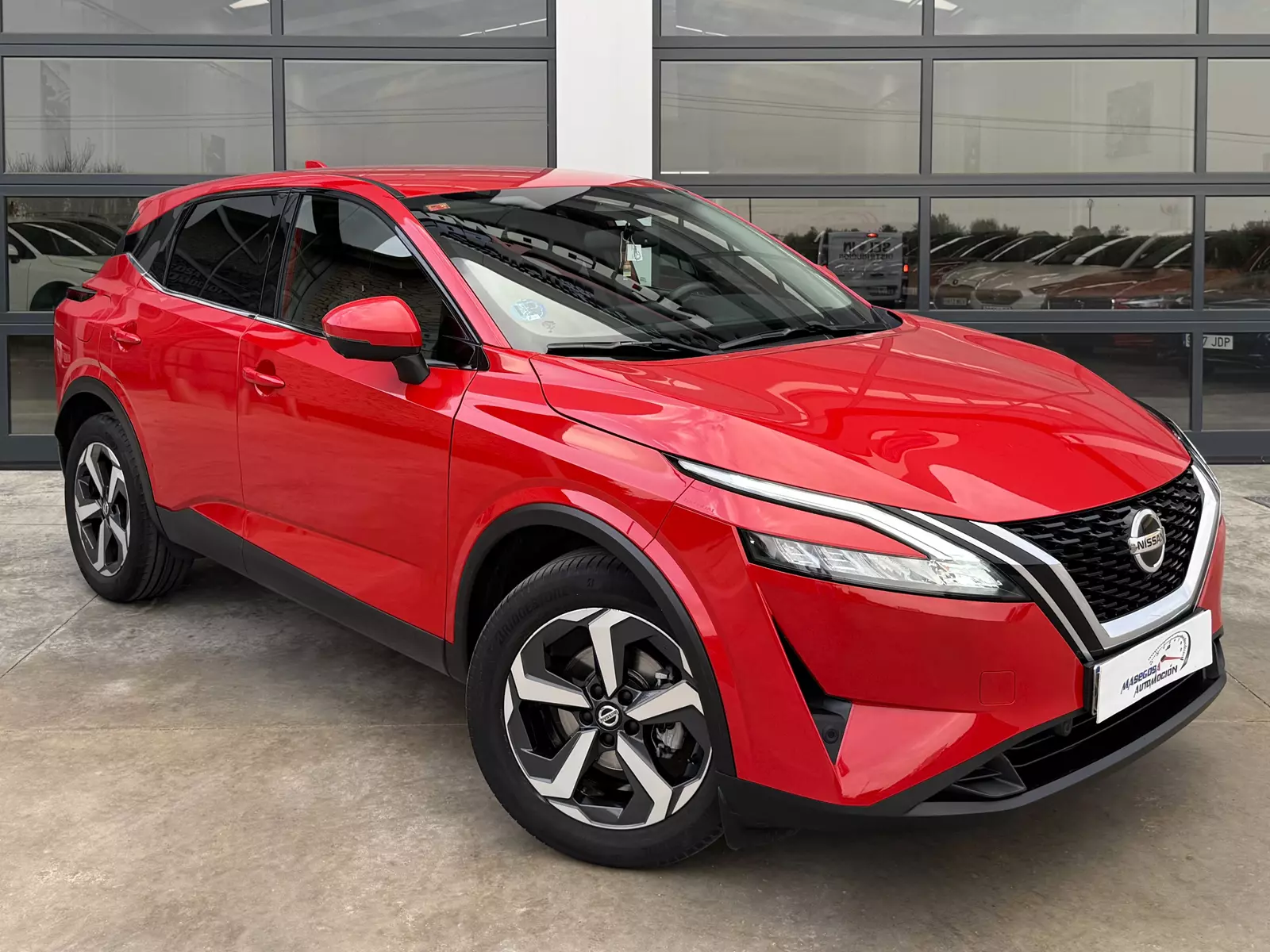 Nissan  Qashqai 1.3 DIG-T MHEV 140cv N-Connecta Hybrid 140 CV Manual