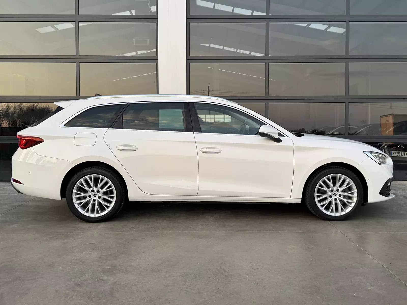 Seat León Sportstourer 1.4 e-Hybrid 204 CV DSG Xcellence Go L 204 CV Automático