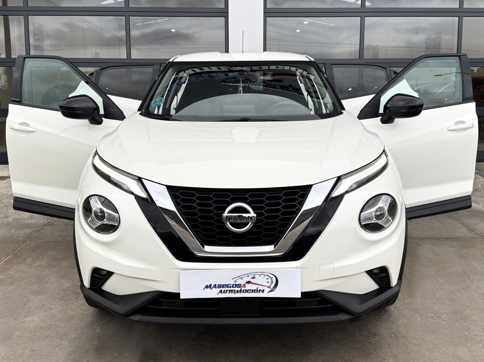 NISSAN Juke 1.0 DIG-T 114CV Acenta 114 CV Manual