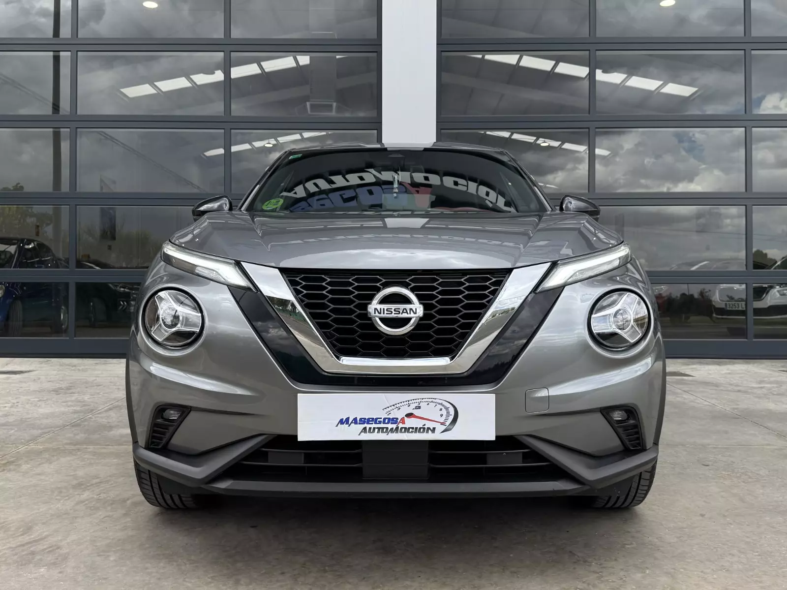 Nissan  Juke 1.0 DIG-T 114CV DCT 7V N-Connecta 114 CV Automático