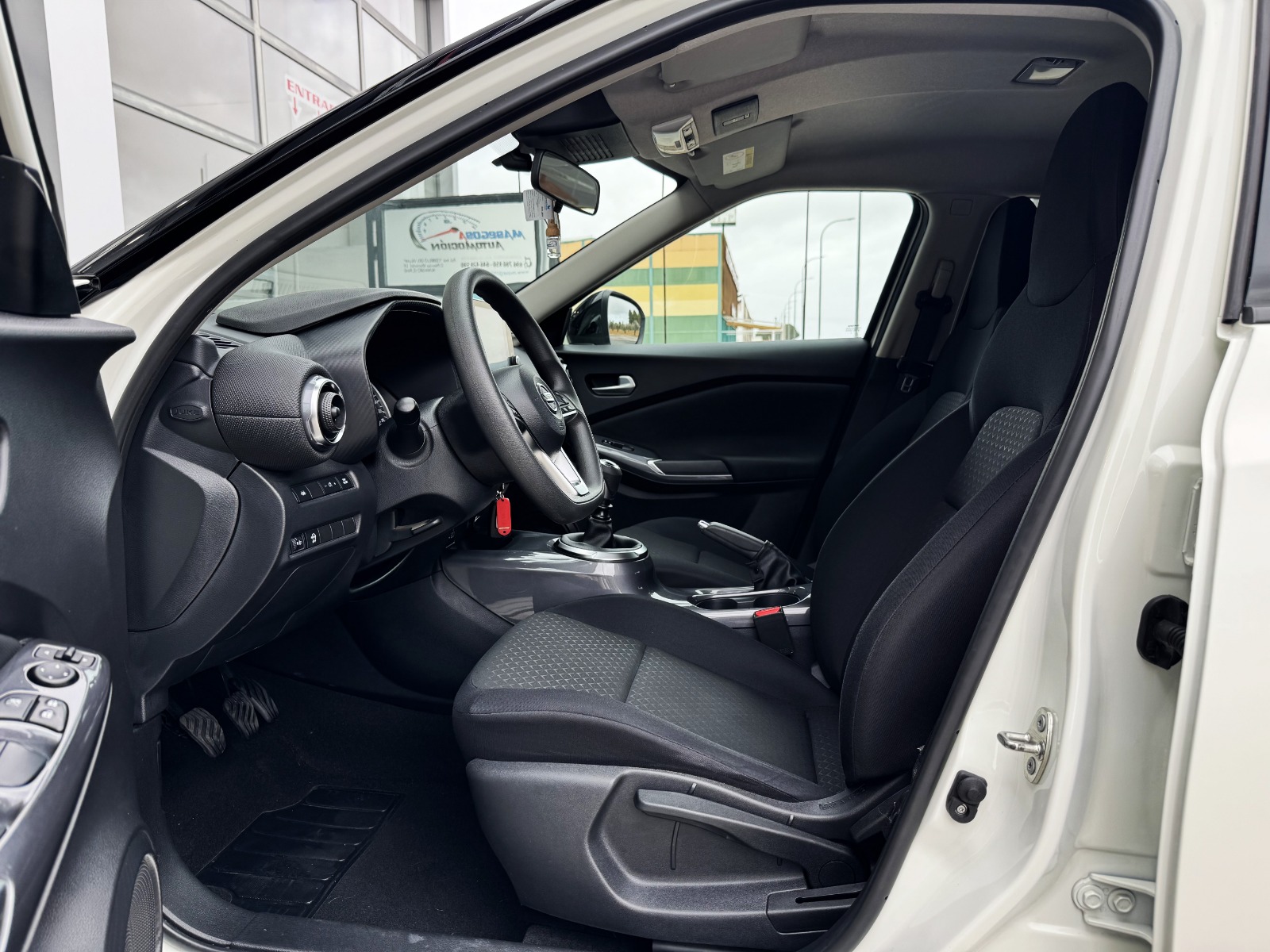 NISSAN Juke 1.0 DIG-T 114CV Acenta 114 CV Manual