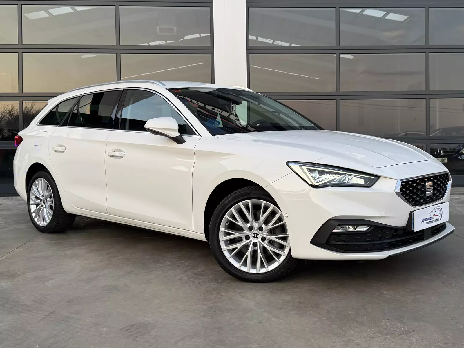 Seat León Sportstourer 1.4 e-Hybrid 204 CV DSG Xcellence Go L 204 CV Automático