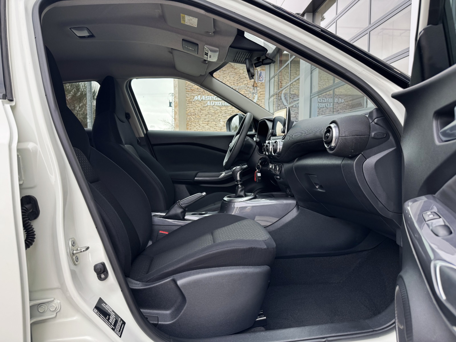 NISSAN Juke 1.0 DIG-T 114CV Acenta 114 CV Manual