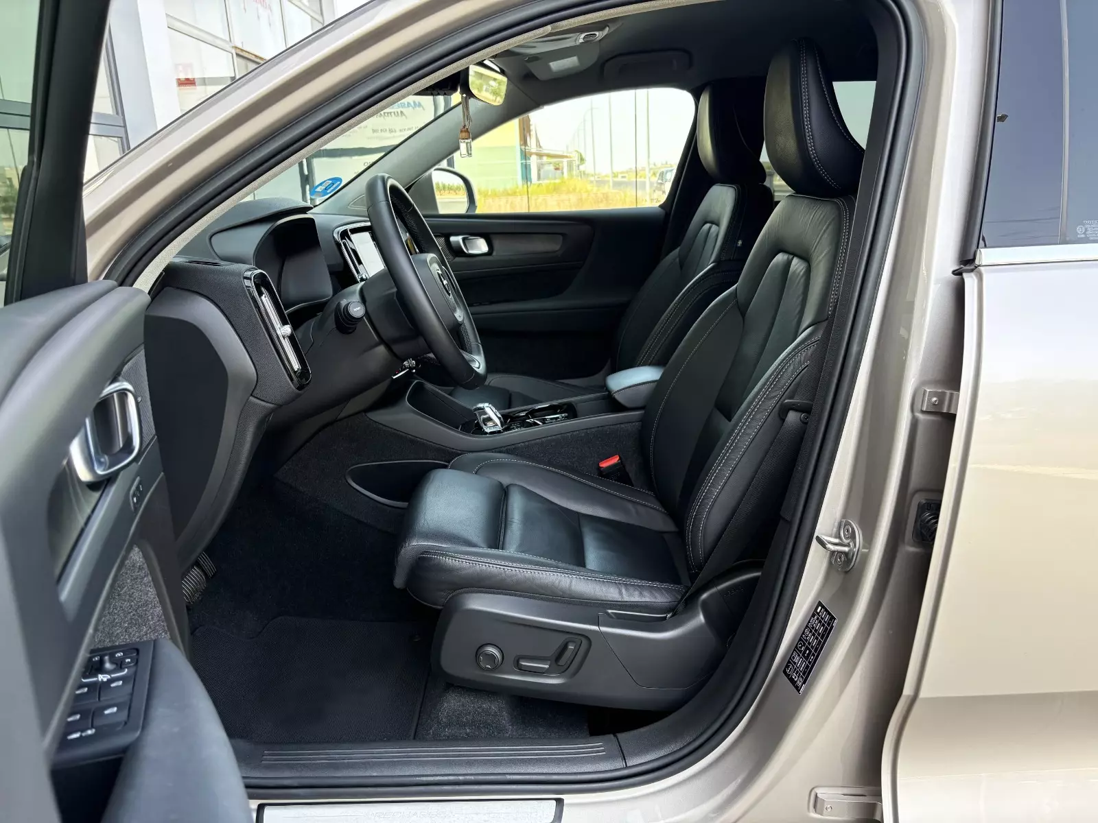 Volvo  XC40 1.5 T5 Recharge PHEV 262cv Plus Bright Auto 262 CV Automático