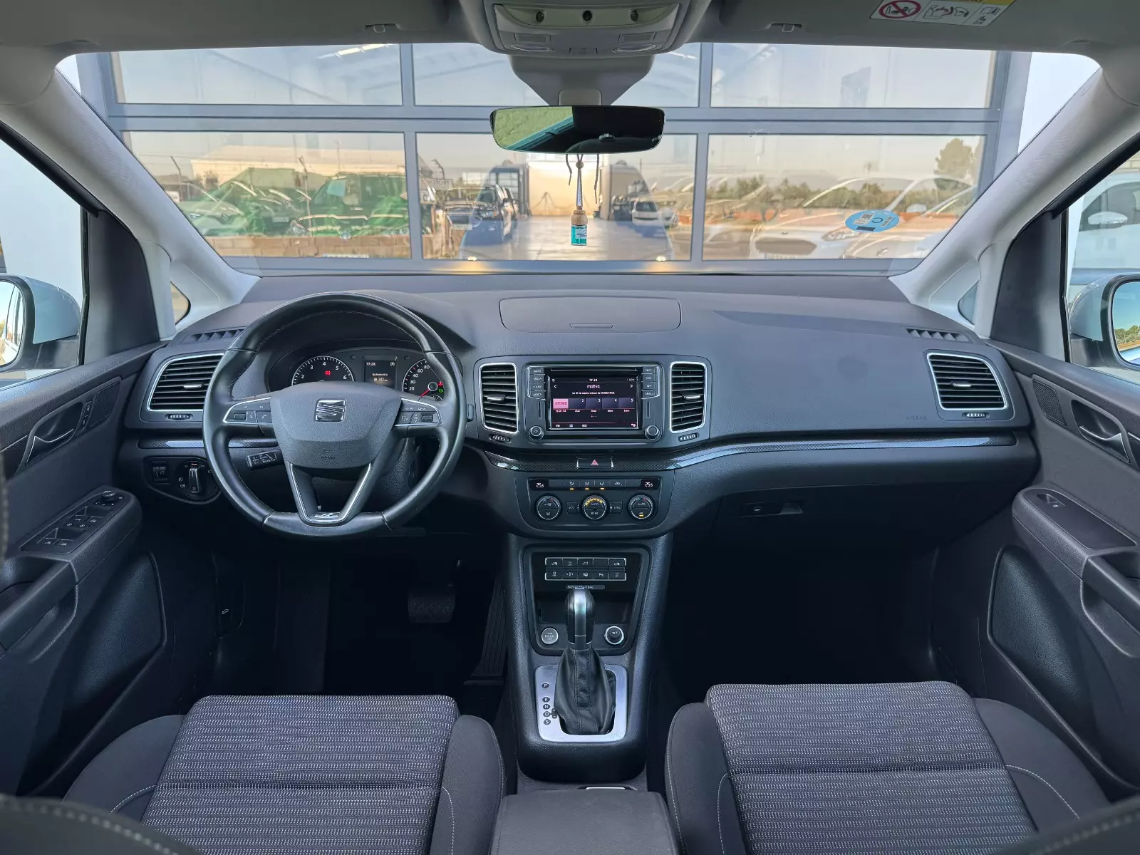 Seat  Alhambra 1.4 TSI 150Cv DSG Xcellence Go 150 CV Automático