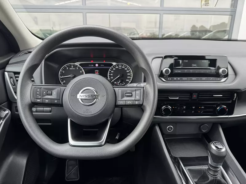 NISSAN Qashqai 1.3 DIG-T MHEV 140cv Visia Hybrid 140 CV Manual