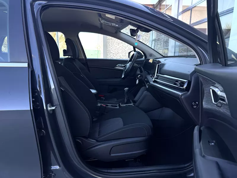 KIA Sportage 1.6 T-GDI MHEV 150CV Drive 4x2 150 CV Manual