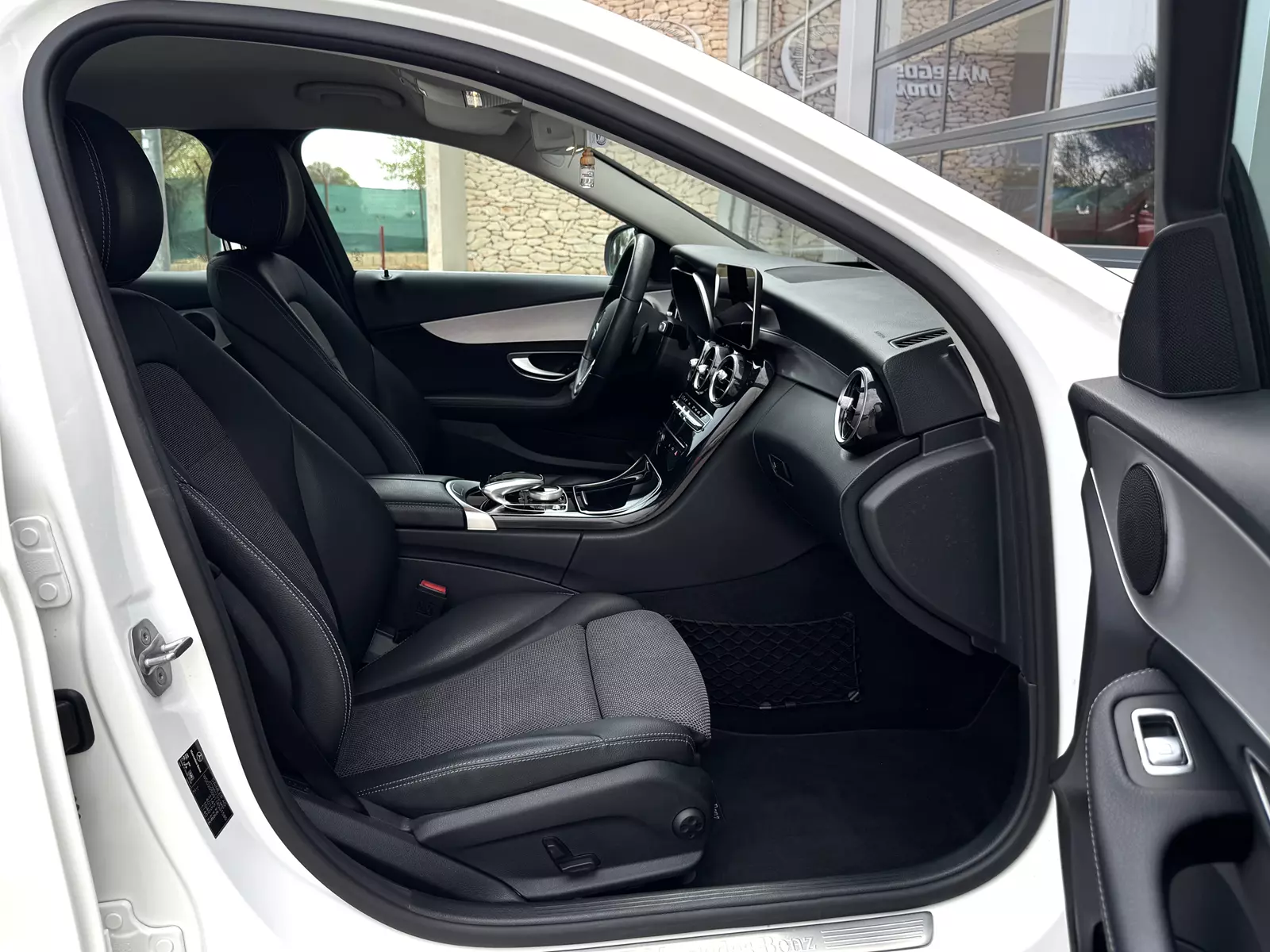 MERCEDES BENZ Clase C200 160cv 9 G-Tronic AMG  160 CV Automático