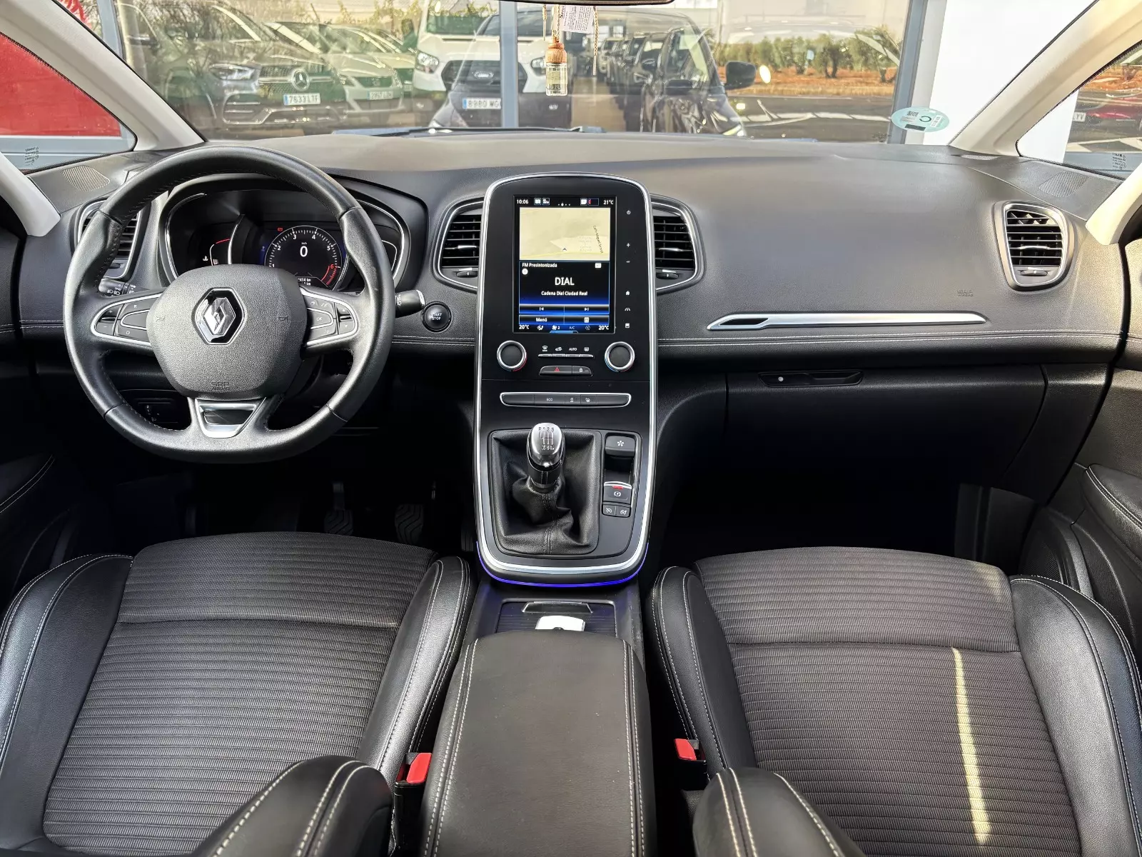 Renault  Grand Scenic Zen Energy TCe 103 kW (140 CV) 7 plazas 140 CV Manual