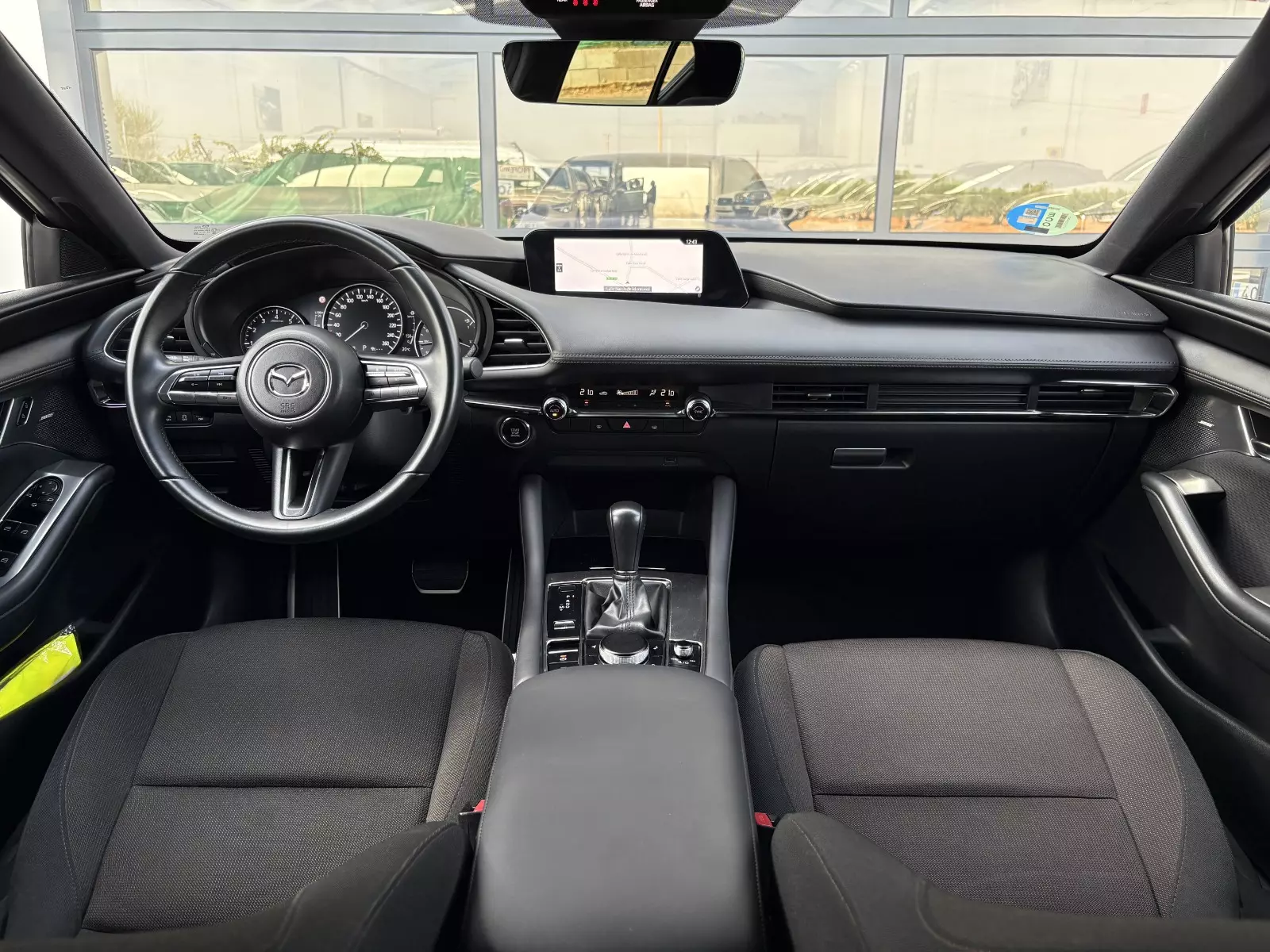 Mazda 3 Zenith Skyactive-G 2.0 122cv AUTO 122 CV Automático