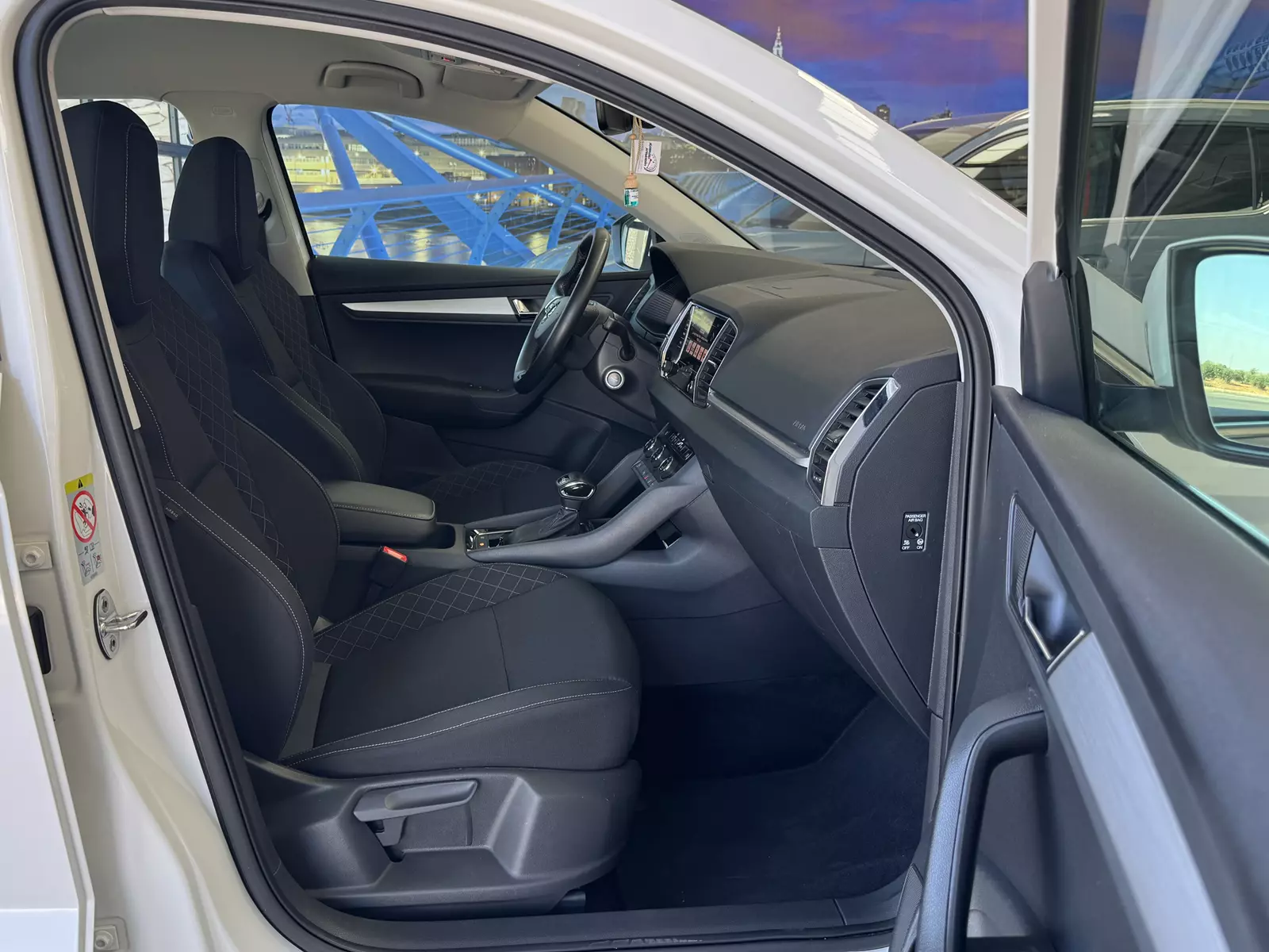Skoda Karoq 1.5 TSI 150Cv DSG Ambition 150 CV Automático