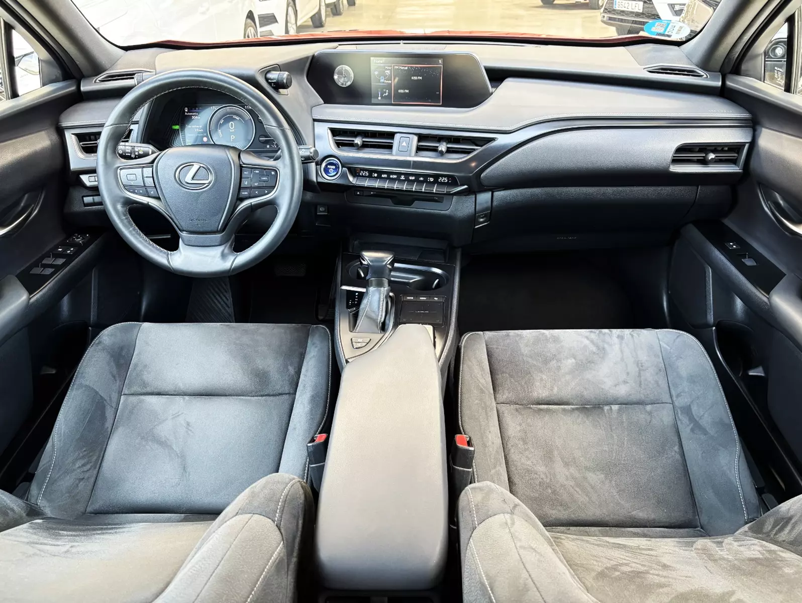 Lexus  UX 250h 2.0 Business 184cv Hybrid 184 CV Automático