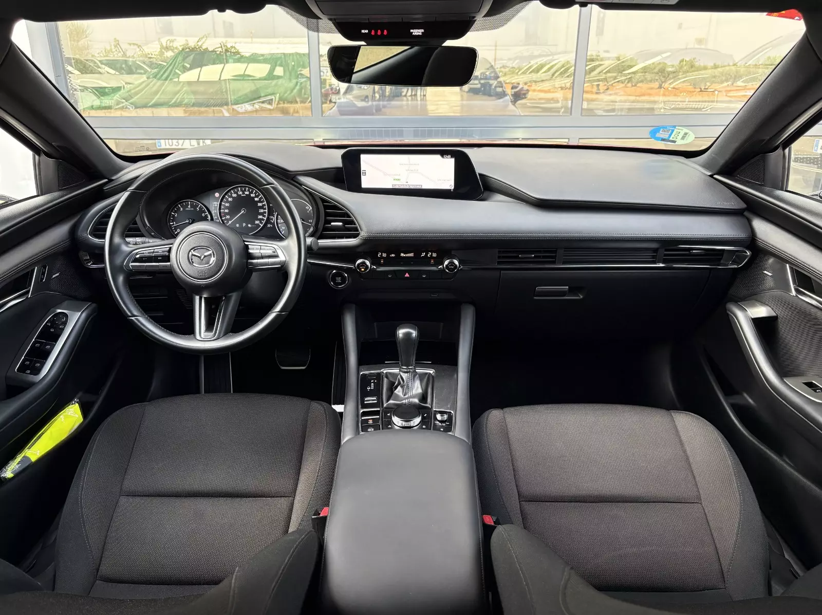 Mazda 3 Zenith Skyactive-G 2.0 122cv AUTO 122 CV Automático