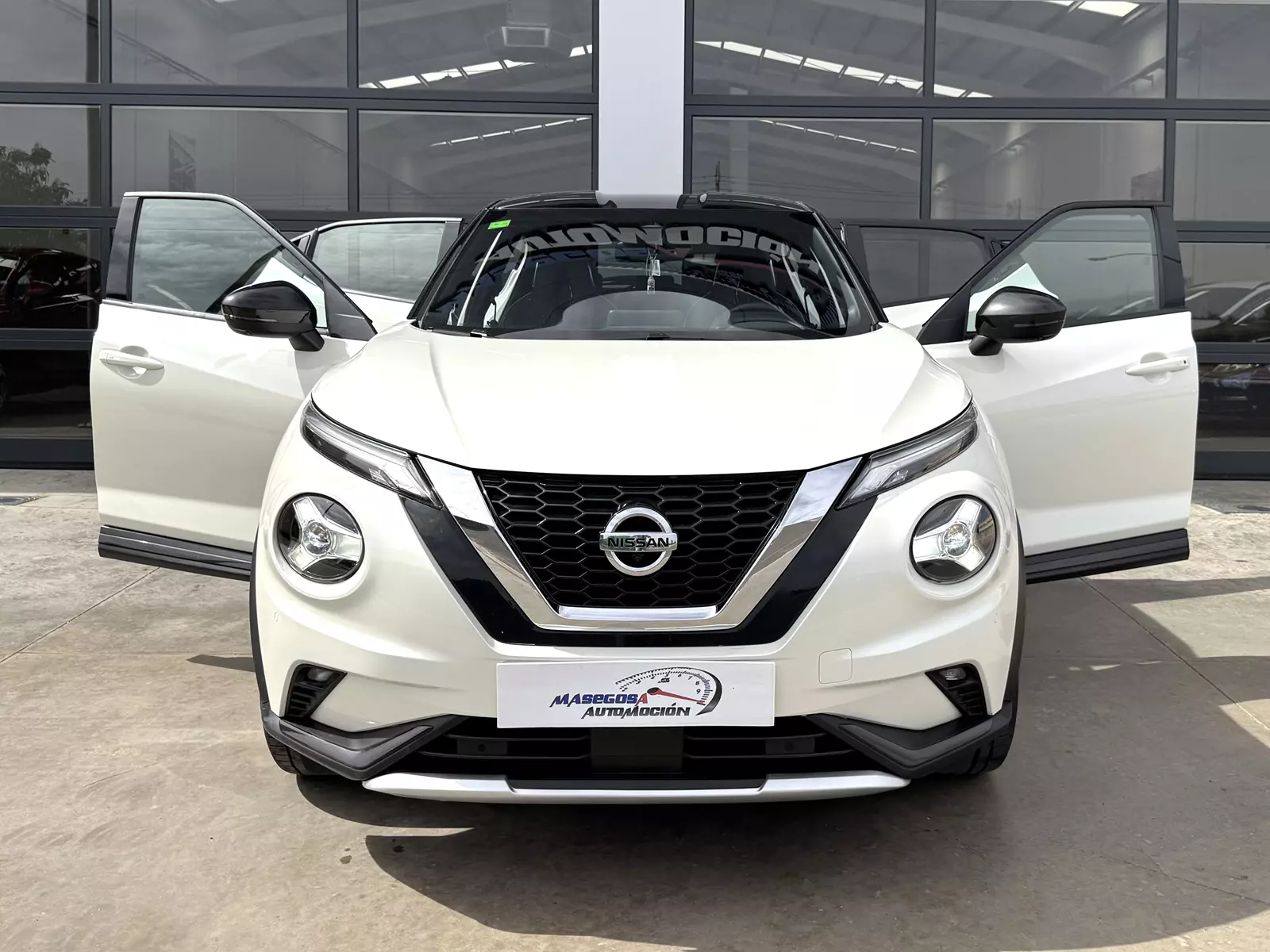 Nissan Juke 1.0 DIG-T 114CV DCT N-Design Chic 114 CV Automático