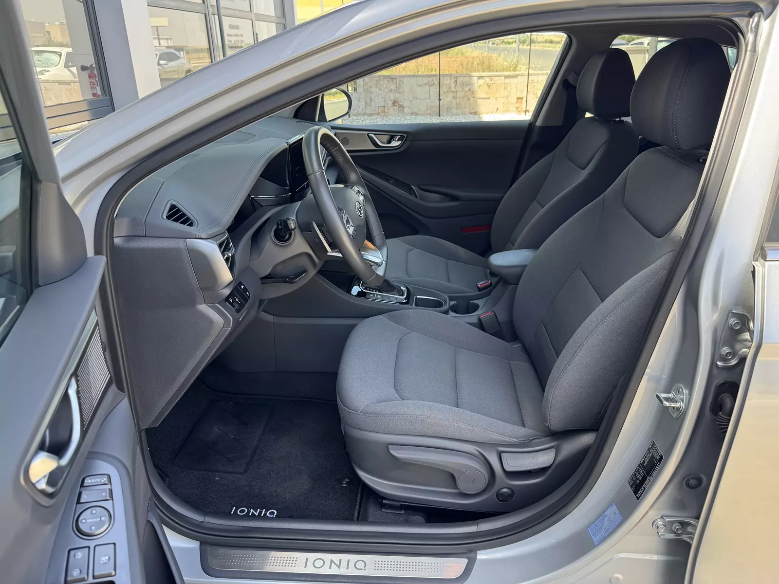 Hyundai Ioniq 1.6 GDI HEV 141cv Tecno DCT 141 CV Automático