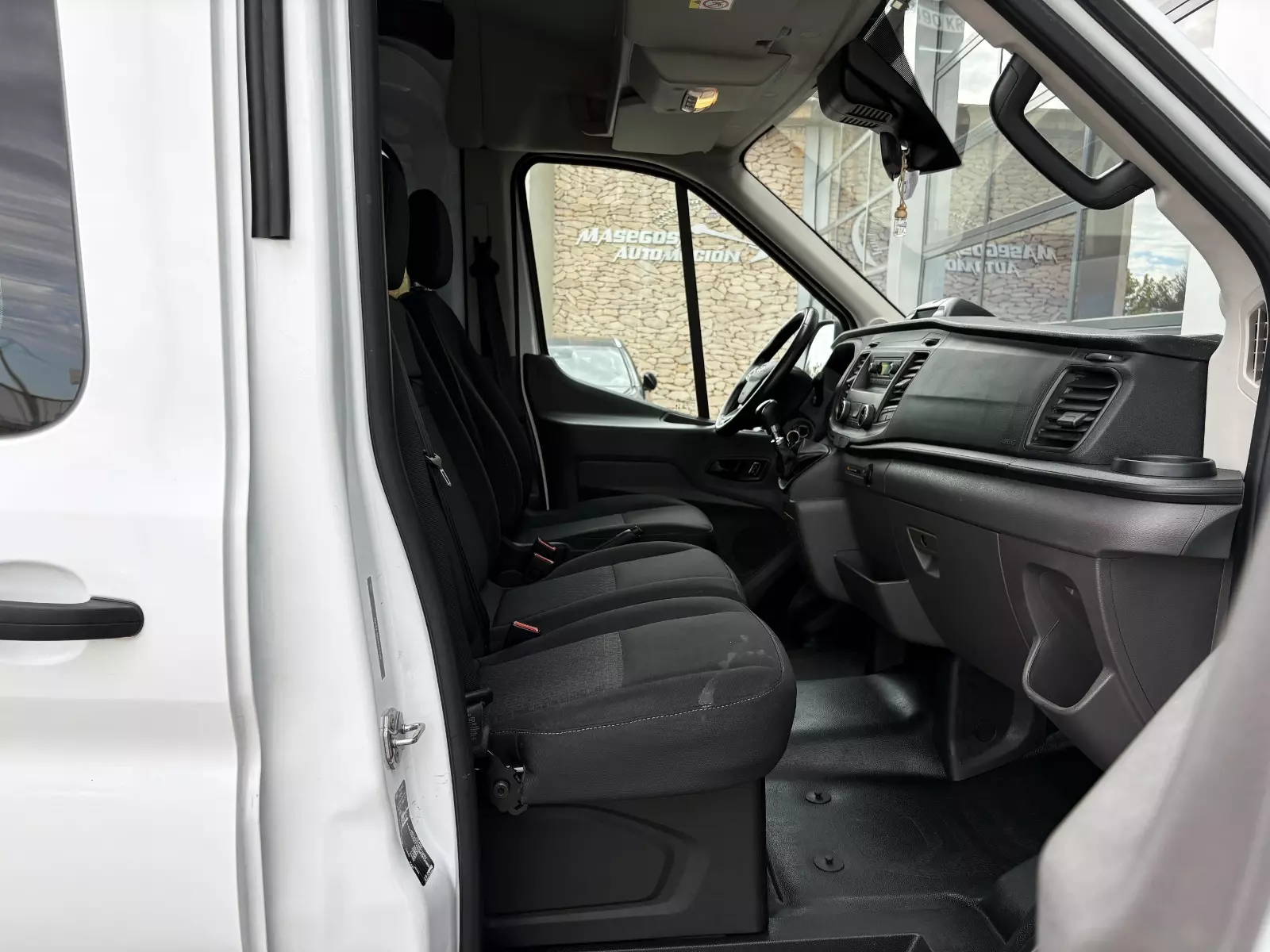 Ford  Transit 2.0 EcoBlue 130cv 350 Combi L3H2 Trend 7 Plazas 130 CV Manual