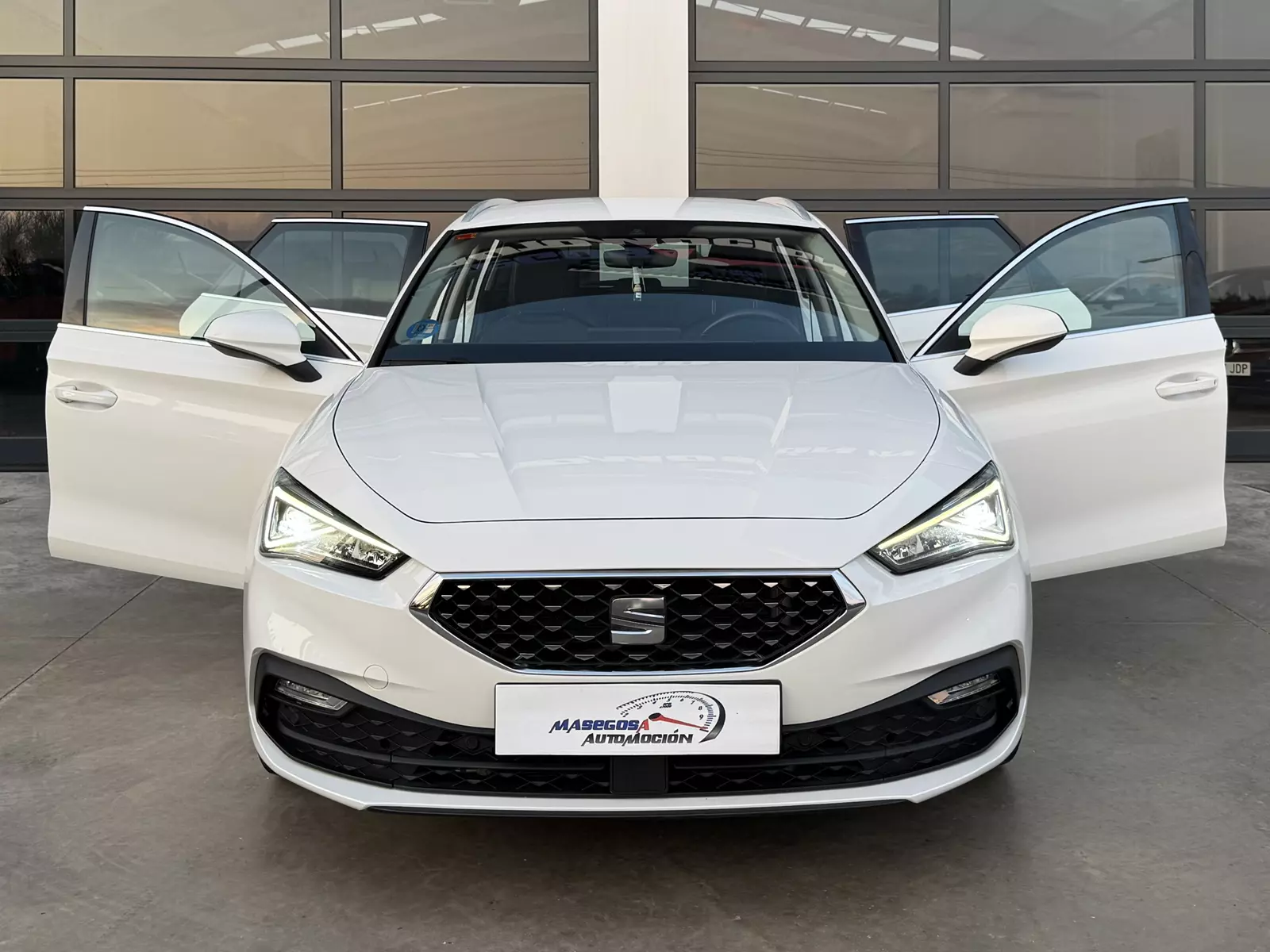 Seat León Sportstourer 1.4 e-Hybrid 204 CV DSG Xcellence Go L 204 CV Automático