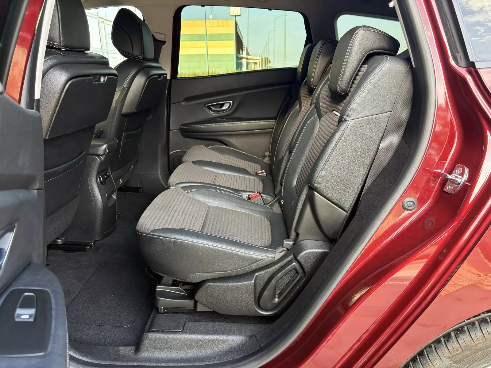Renault  Grand Scenic Zen Energy TCe 103 kW (140 CV) 7 plazas 140 CV Manual