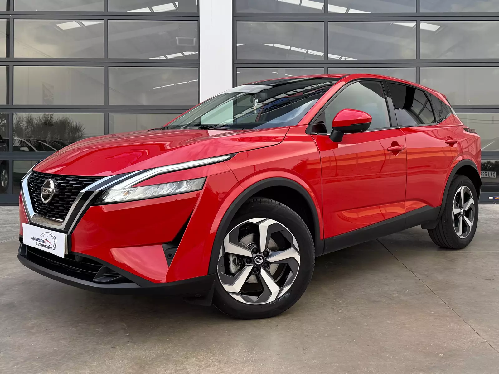 Nissan  Qashqai 1.3 DIG-T MHEV 140cv N-Connecta Hybrid 140 CV Manual