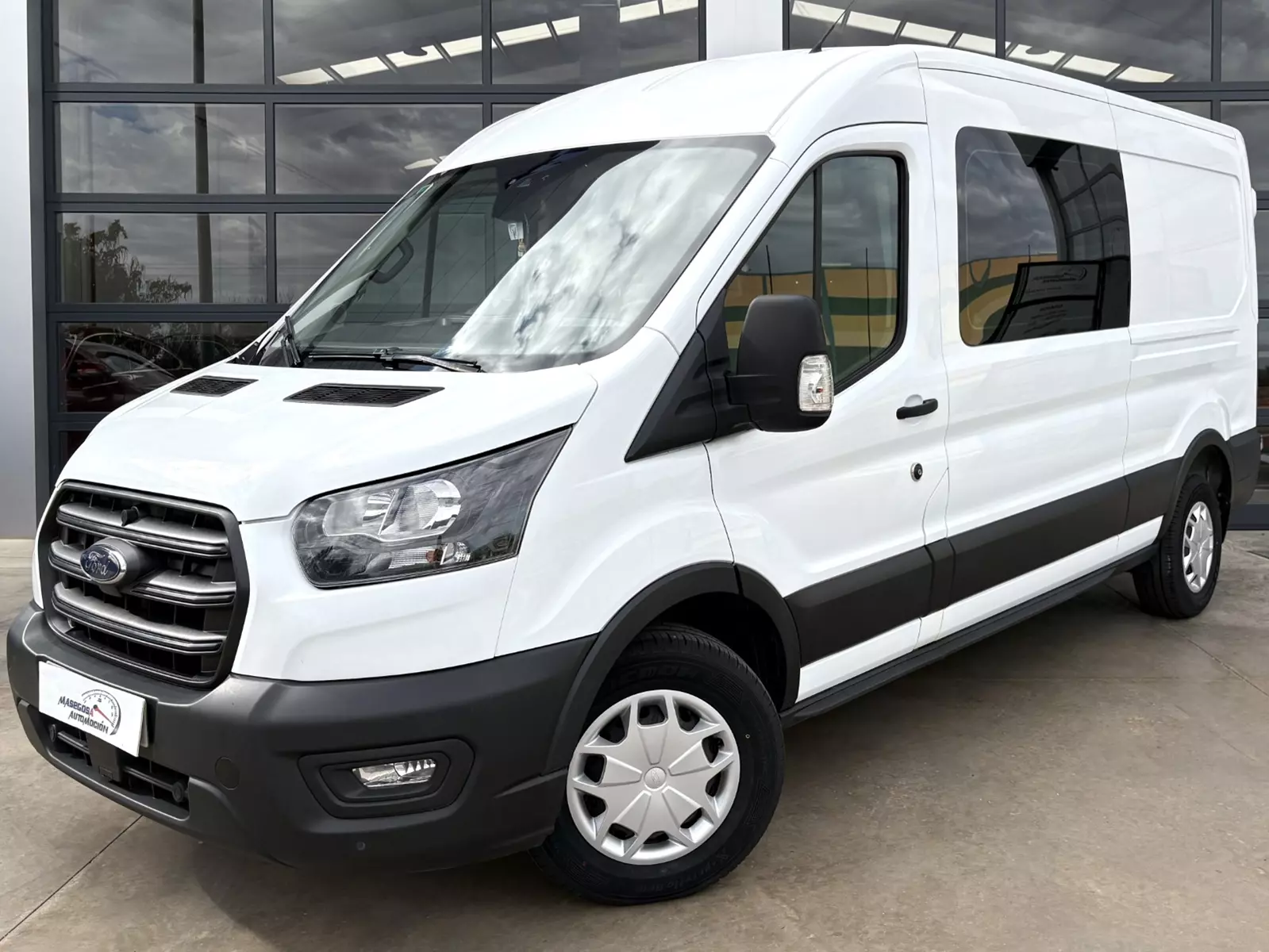 Ford  Transit 2.0 EcoBlue 130cv 350 Combi L3H2 Trend 7 Plazas 130 CV Manual