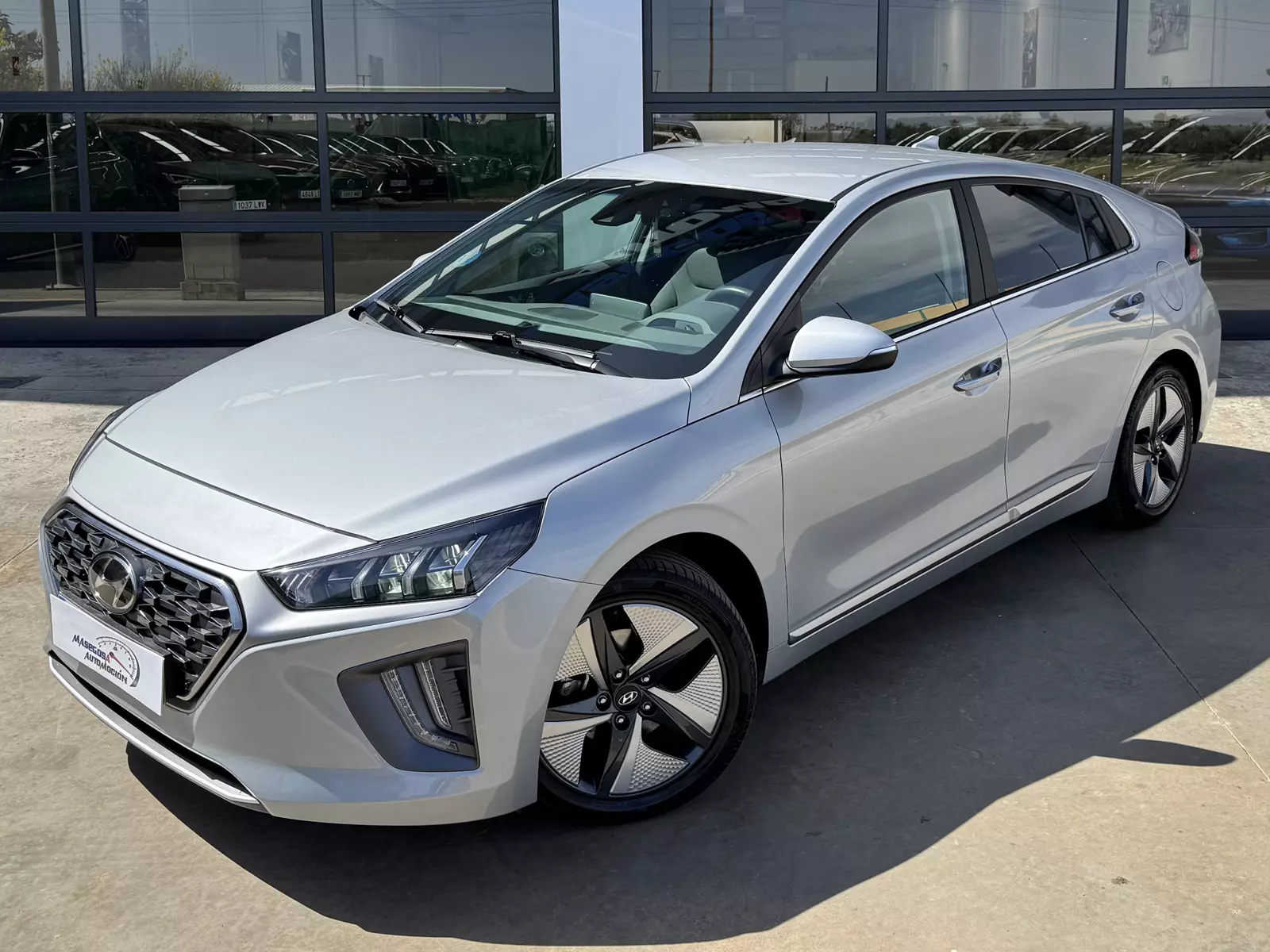 Hyundai Ioniq 1.6 GDI HEV 141cv Tecno DCT 141 CV Automático