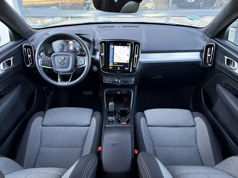 Volvo XC40 1.5 T2 Core Auto 129cv 129 CV Automático