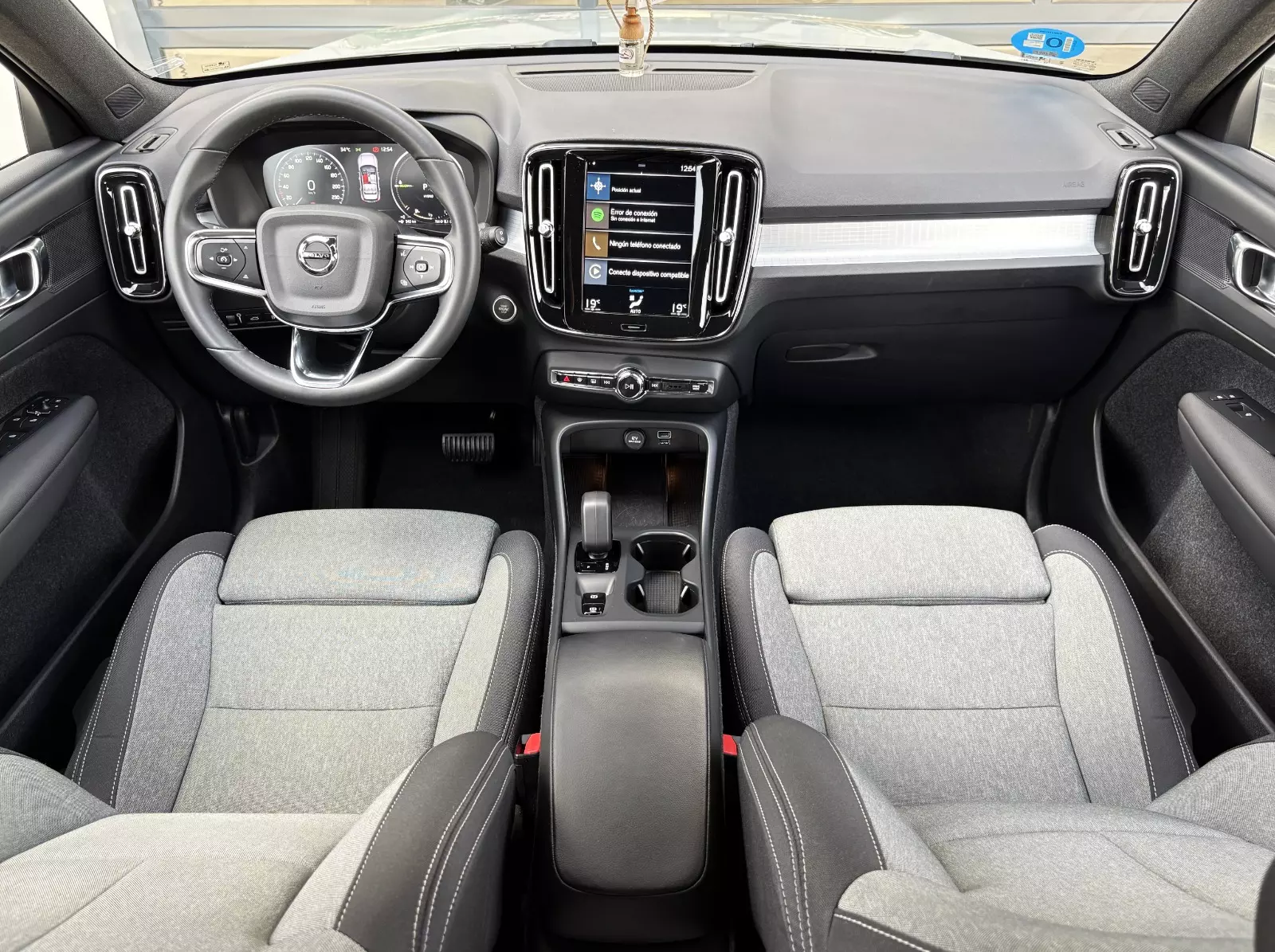 Volvo  XC40 1.5 T4 Recharge PHEV 210cv Core Auto  210 CV Automático