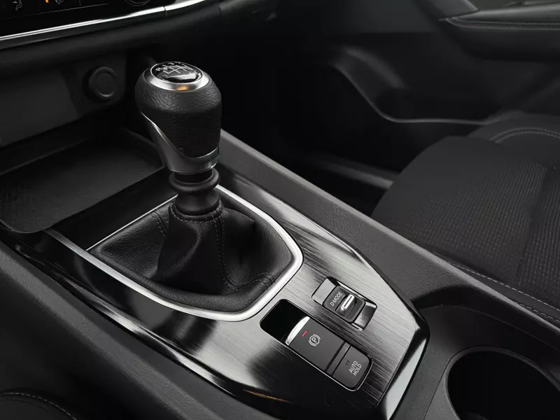 NISSAN Qashqai 1.3 DIG-T MHEV 140cv Visia Hybrid 140 CV Manual