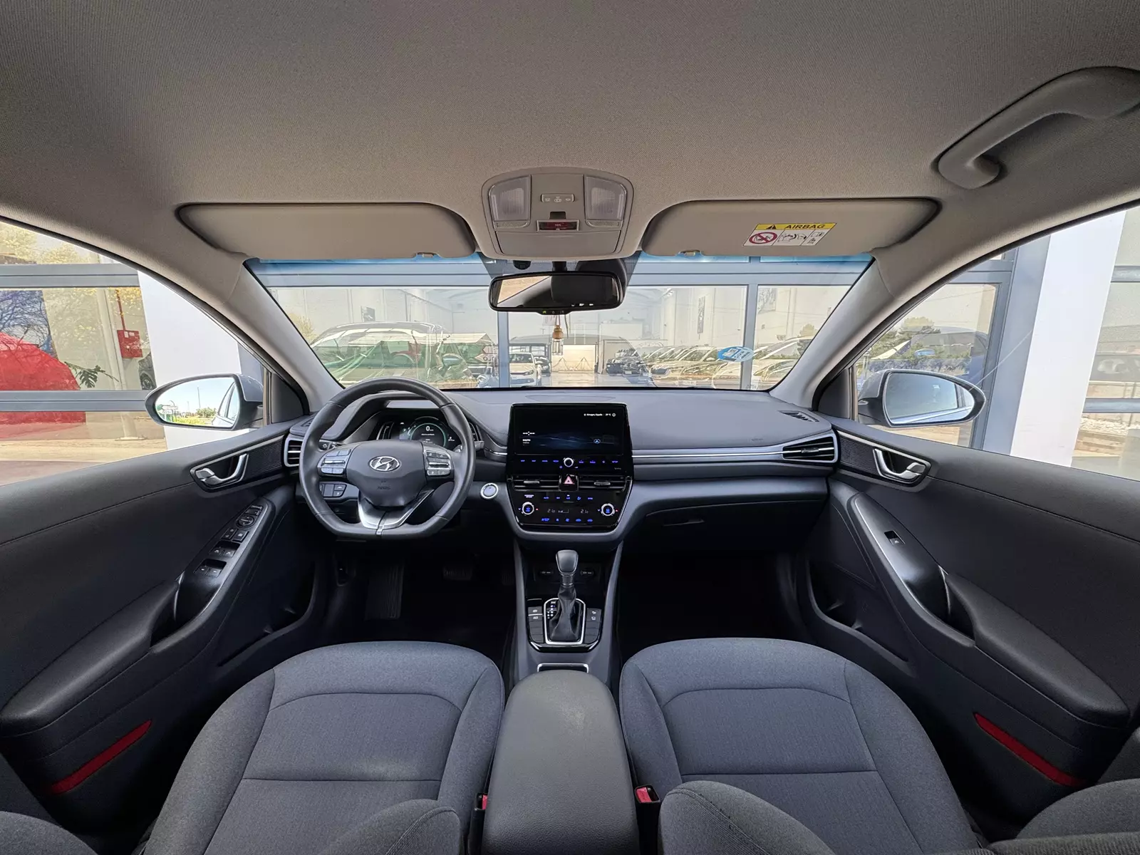 Hyundai Ioniq 1.6 GDI HEV 141cv Tecno DCT 141 CV Automático