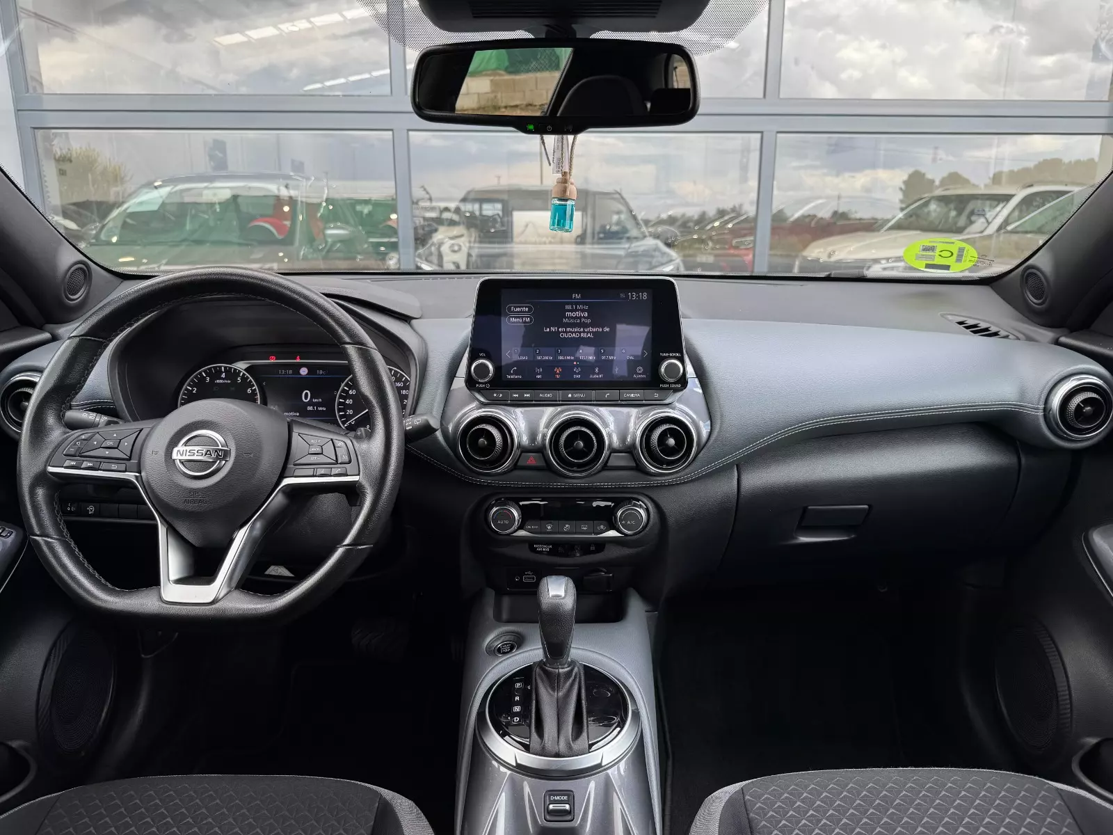 Nissan  Juke 1.0 DIG-T 114CV DCT 7V N-Connecta 114 CV Automático