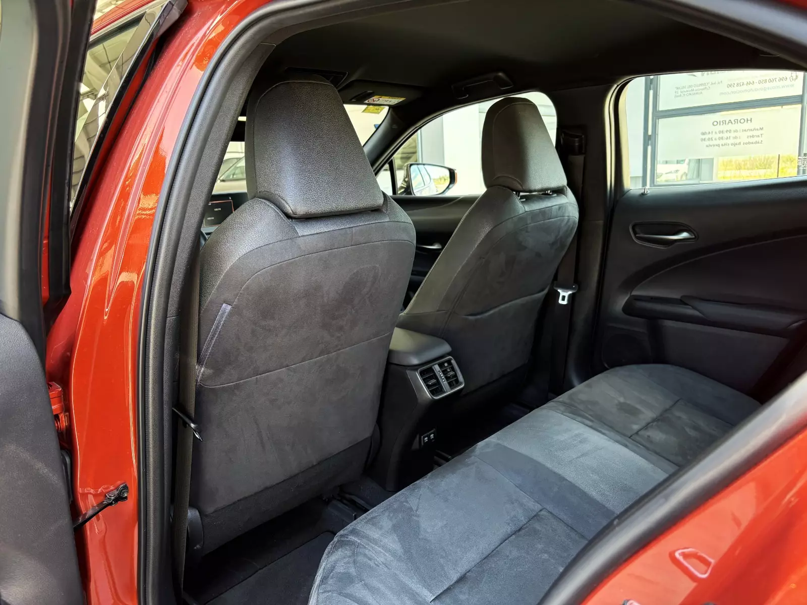 Lexus  UX 250h 2.0 Business 184cv Hybrid 184 CV Automático