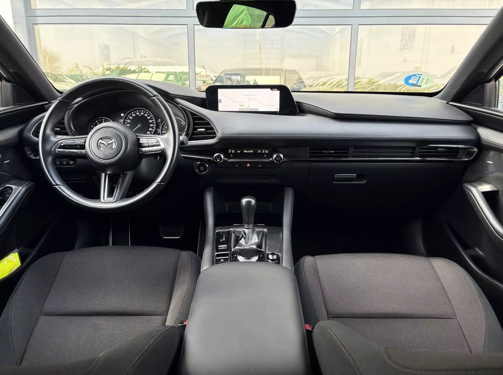 Mazda 3 Zenith Skyactive-G 2.0 122cv AUTO 122 CV Automático