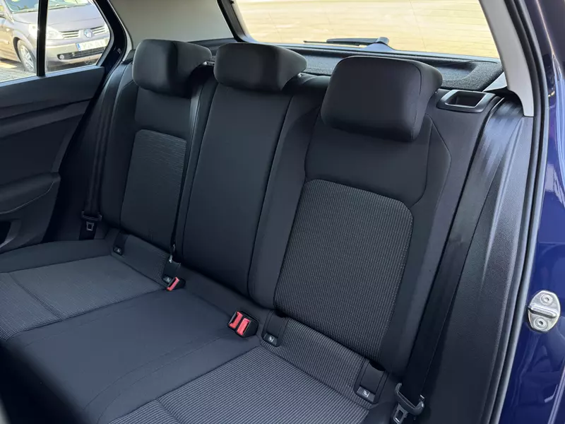 VOLKSWAGEN Golf VIII 2.0 TDI 115cv 115 CV Manual