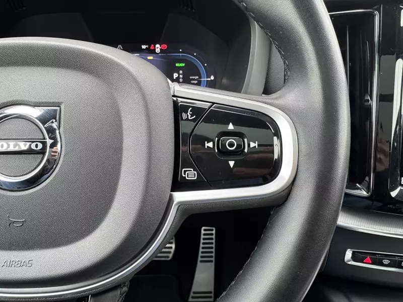 Volvo XC60 2.0 T6 AWD Recharge R-Design Auto 341 CV Automático