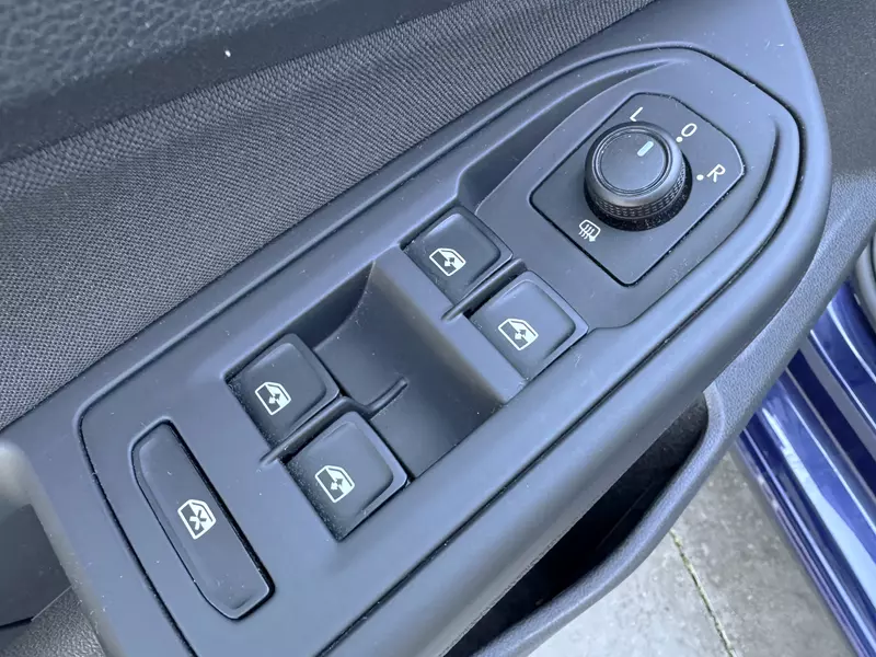 VOLKSWAGEN Golf VIII 2.0 TDI 115cv 115 CV Manual