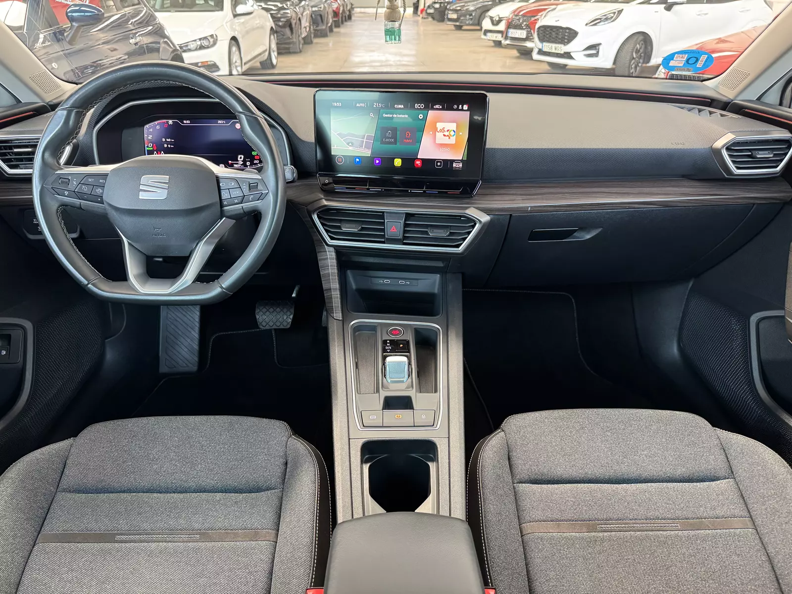 Seat León Sportstourer 1.4 e-Hybrid 204 CV DSG Xcellence Go L 204 CV Automático