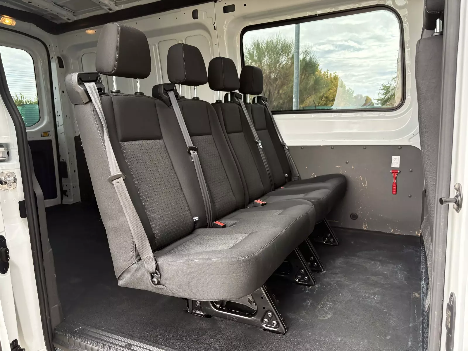 Ford  Transit 2.0 EcoBlue 130cv 350 Combi L3H2 Trend 7 Plazas 130 CV Manual