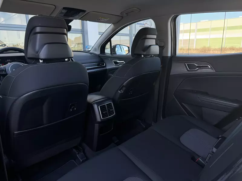 KIA Sportage 1.6 T-GDI MHEV 150CV Drive 4x2 150 CV Manual