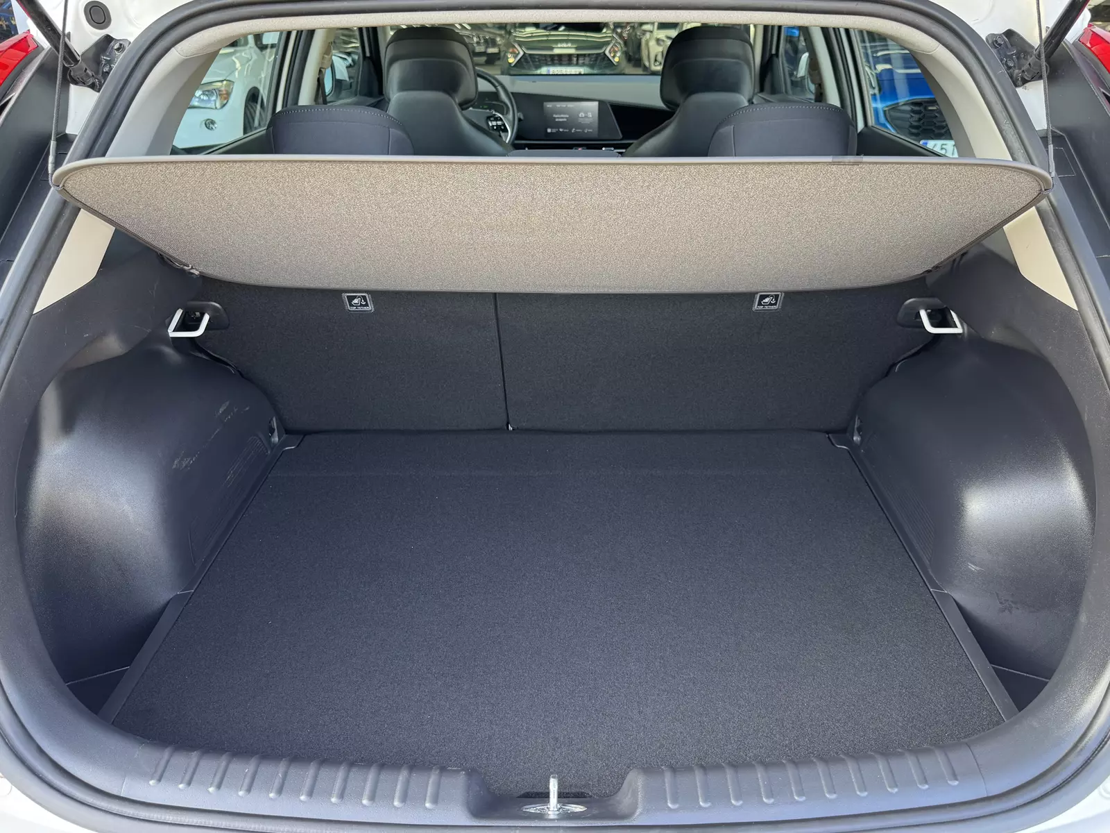 Kia  Niro 1.6 GDi HEV 141CV Concept 141 CV Automático