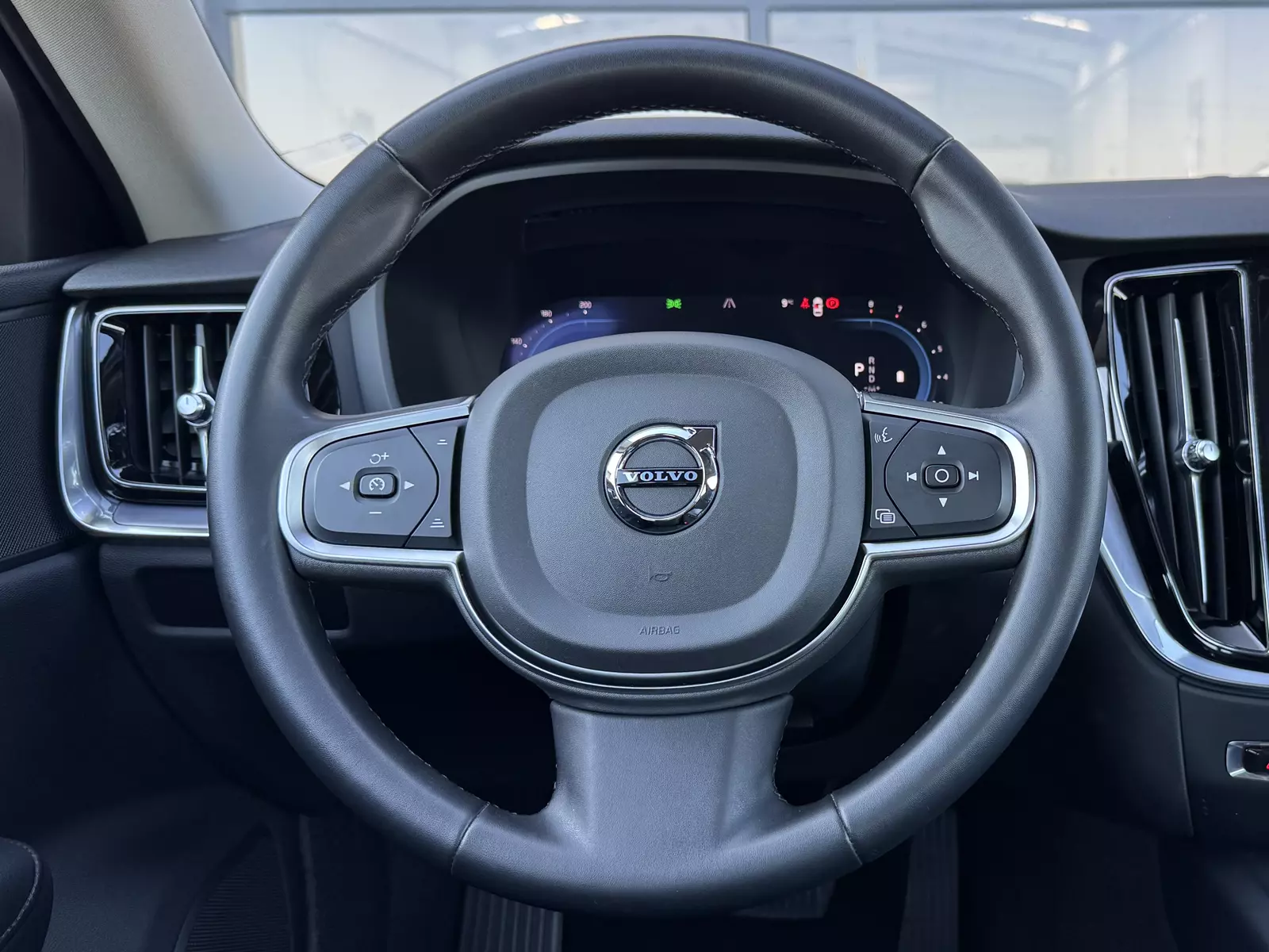 Volvo S60 B4 2.0 FWD Core AUTO 197cv 197 CV Automático
