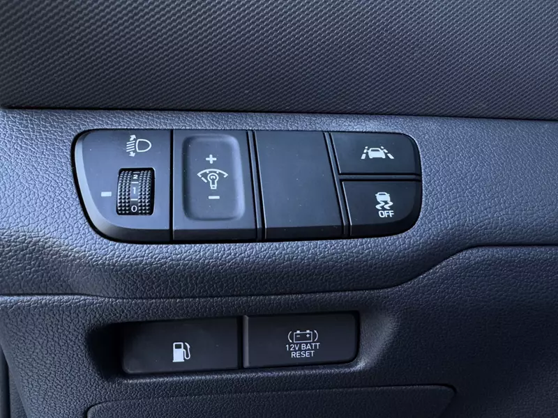 Hyundai Ioniq 1.6 GDI HEV Tecno DCT 141cv  141 CV Automático