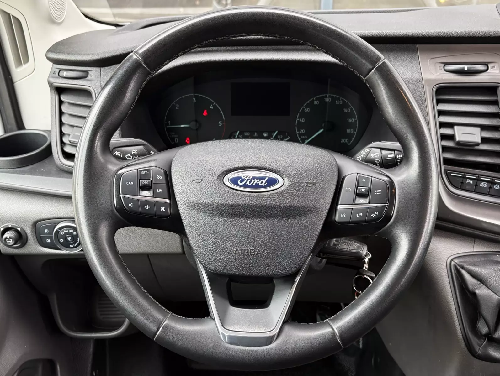 Ford  Transit 2.0 EcoBlue 130cv 350 Combi L3H2 Trend 7 Plazas 130 CV Manual