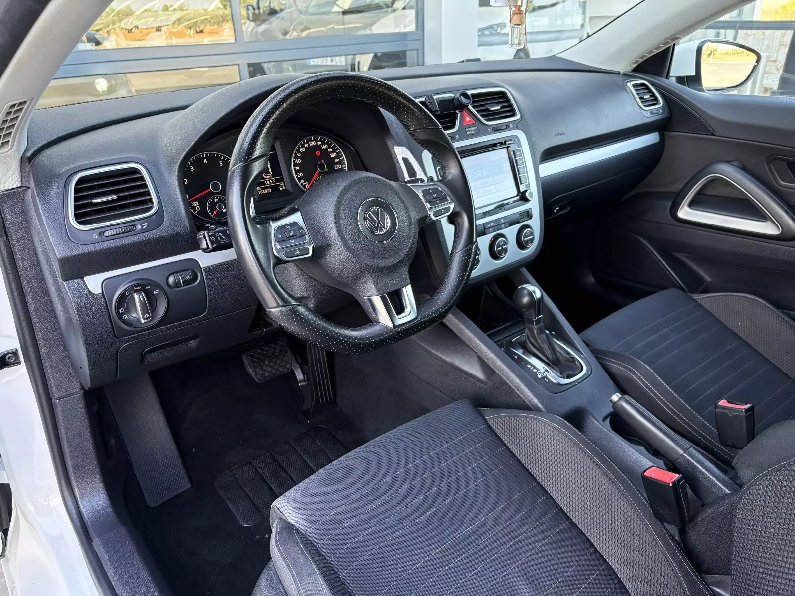 Volkswagen Scirocco 1.4 TSI 160cv DSG7 160 CV Automático