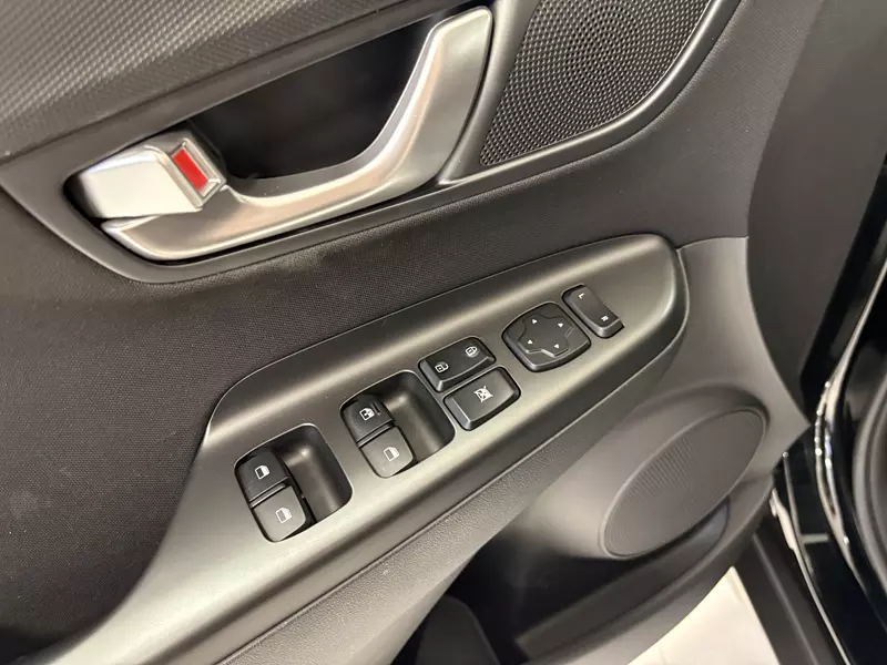 Hyundai Kona 1.6 GDI HEV Maxx DCT 141cv 141 CV Automático