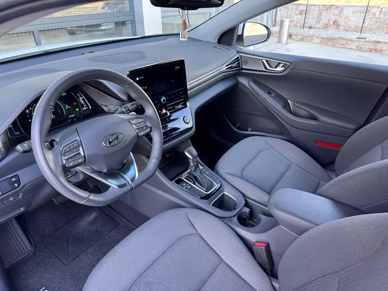 Hyundai Ioniq 1.6 GDI HEV Tecno DCT 141cv  141 CV Automático