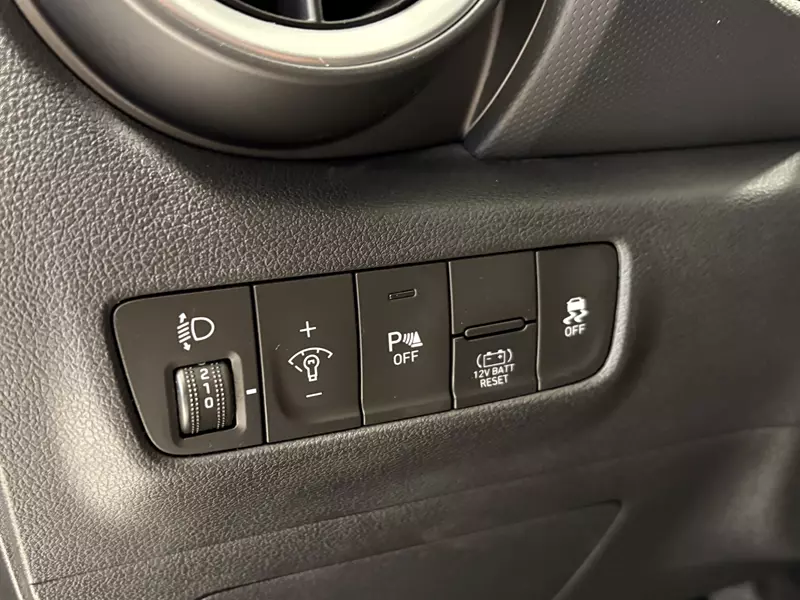 Hyundai Kona 1.6 GDI HEV Maxx DCT 141cv 141 CV Automático