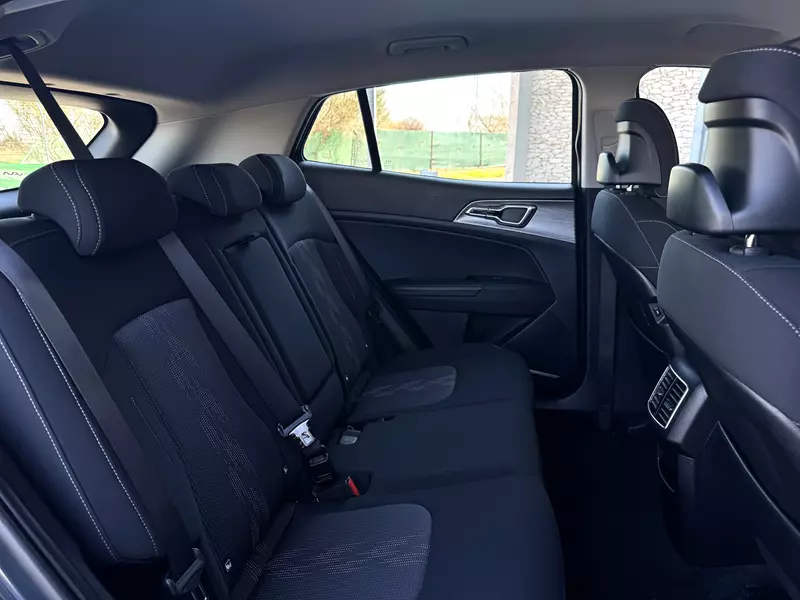 KIA Sportage 1.6 T-GDI MHEV 150CV Drive 4x2 150 CV Manual