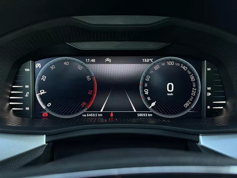 SKODA Kamiq 1.0 TSI 110cv Ambition 110 CV Manual